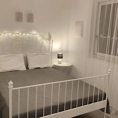 Vakantiehuis Cozy With Garden